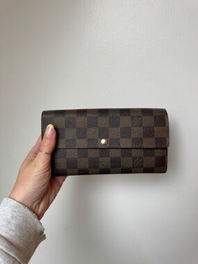 Louis Vuitton Sarah Leather Wallet